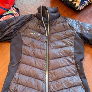 Mammut Dark Gray Puffer Jacket